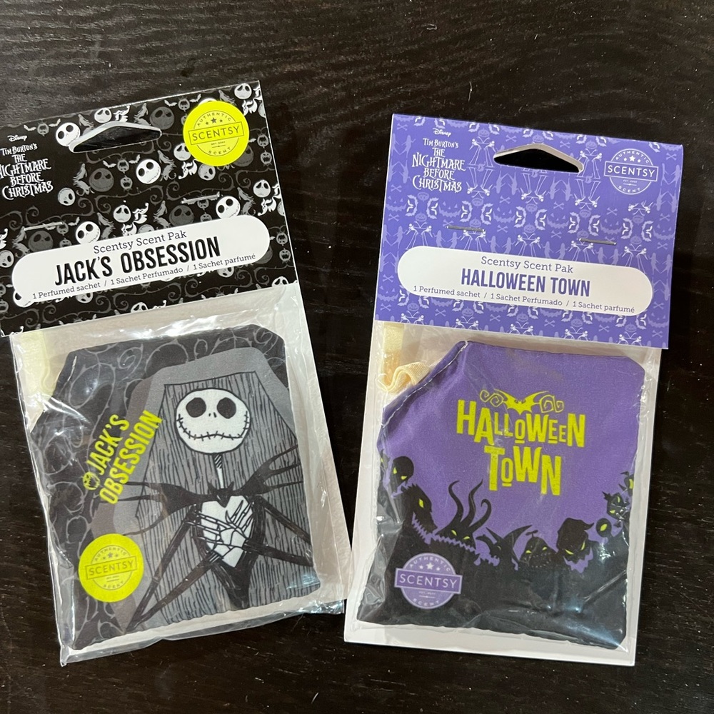 Brand new unopened nightmare before Christmas scentsy sent paks.